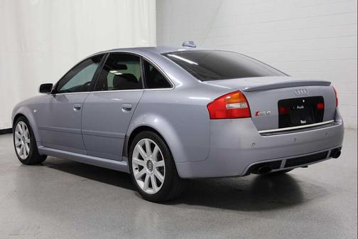 2003 Audi RS6 Quattro