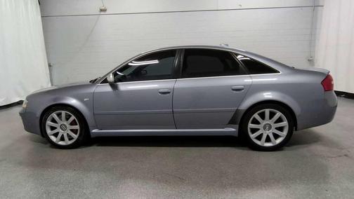 2003 Audi RS6 Quattro