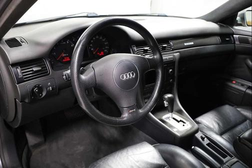 2003 Audi RS6 Quattro