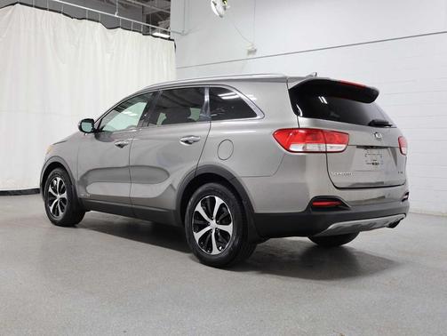 Titanium Silver 2016 Kia Sorento EX