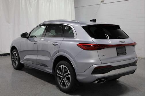 2025 Audi Q5 Premium