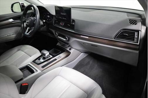 2022 Audi Q5 45 S line Premium Plus