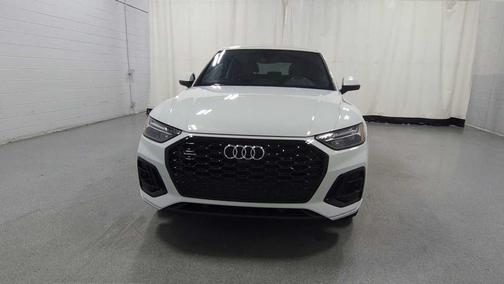 2022 Audi Q5 45 S line Premium Plus