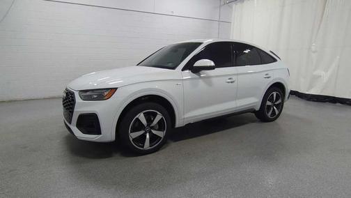2022 Audi Q5 45 S line Premium Plus
