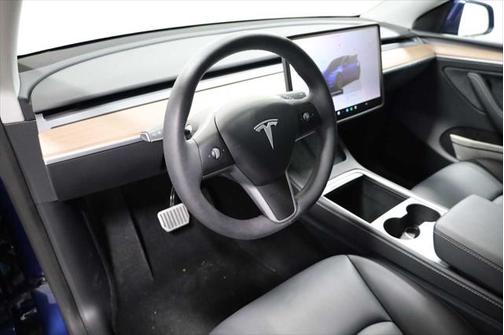 2025 Tesla Model Y Long Range Dual Motor All-Wheel Drive