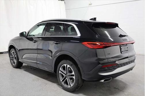 2025 Audi Q5 Premium