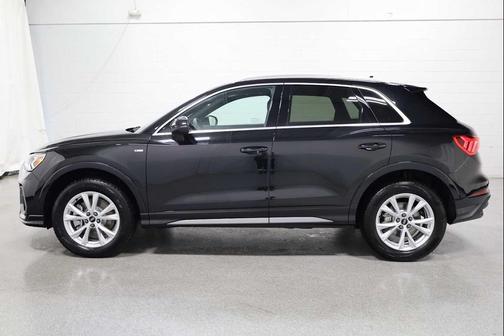 2025 Audi Q3 Premium 45 TFSI S line quattro Tiptronic