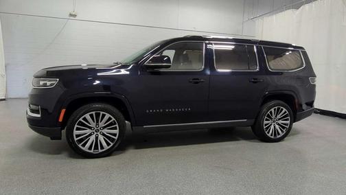 2022 Jeep Grand Wagoneer Series III