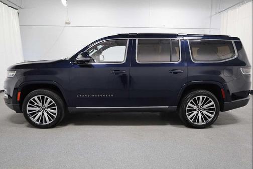 2022 Jeep Grand Wagoneer Series III