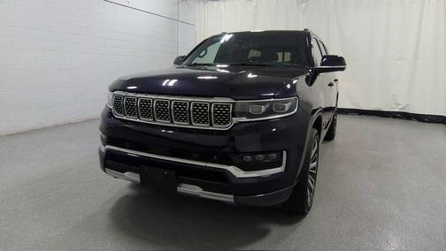 2022 Jeep Grand Wagoneer Series III