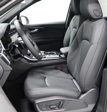 Samurai Gray Metallic 2026 Audi Q7 45 Premium