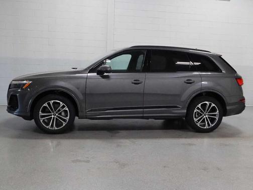Samurai Gray Metallic 2026 Audi Q7 45 Premium