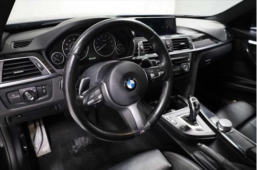 2018 BMW 330 xDrive