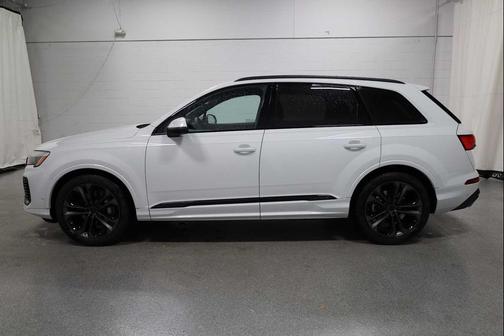 2026 Audi Q7 55 Premium Plus