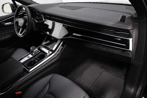 2026 Audi Q7 55 Premium Plus