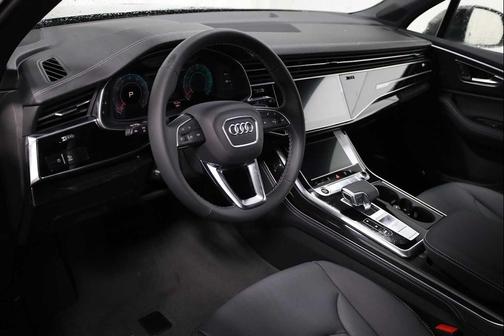 2026 Audi Q7 55 Premium Plus