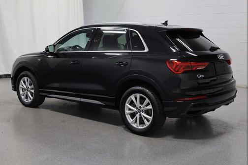 2023 Audi Q3 45 S line Premium Plus