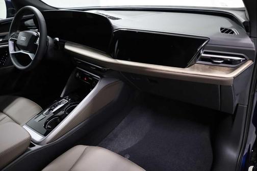 2025 Audi Q5 Premium