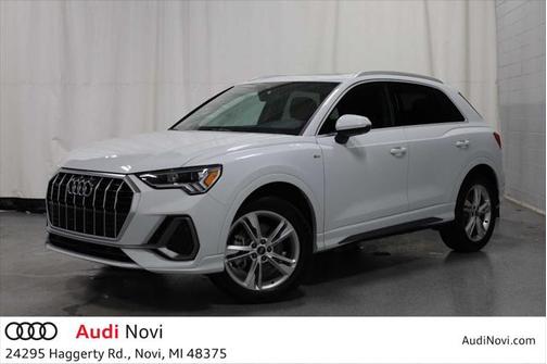 2024 Audi Q3 45 S line Premium Plus