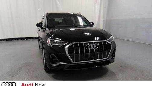 2024 Audi Q3 Premium 45 TFSI S line quattro Tiptronic