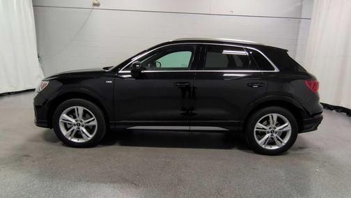 2024 Audi Q3 Premium 45 TFSI S line quattro Tiptronic