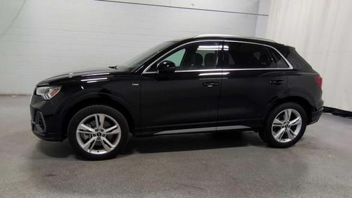 2024 Audi Q3 Premium 45 TFSI S line quattro Tiptronic