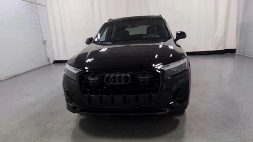 2025 Audi Q7 55 Prestige