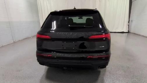 2025 Audi Q7 55 Prestige