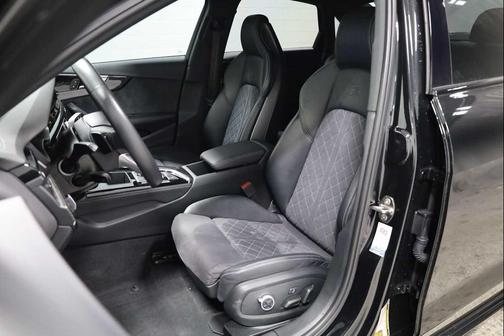 2023 Audi S4 Premium Plus TFSI quattro Tiptronic