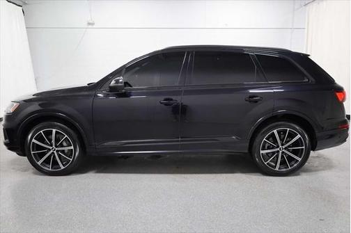 2021 Audi Q7 55 Premium Plus