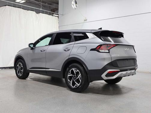 Steel Gray 2024 Kia Sportage LX