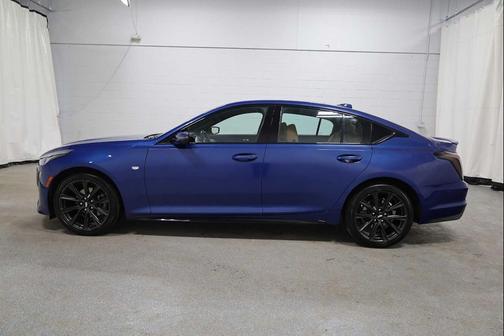 2023 Cadillac CT5 Sport