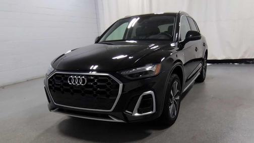 2023 Audi Q5 45 S line Prestige