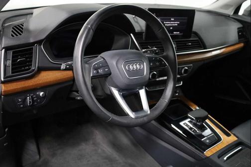 2023 Audi Q5 45 S line Prestige
