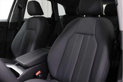 2025 Audi Q5 Premium