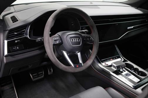 2024 Audi RS Q8 4.0T
