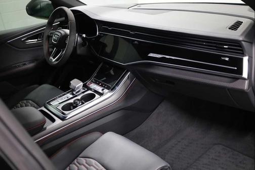 2024 Audi RS Q8 4.0T