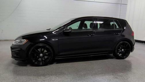 2019 Volkswagen Golf R 2.0T DSG