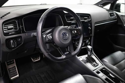 2019 Volkswagen Golf R 2.0T DSG