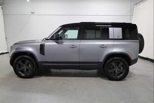 2020 Land Rover Defender 110 SE