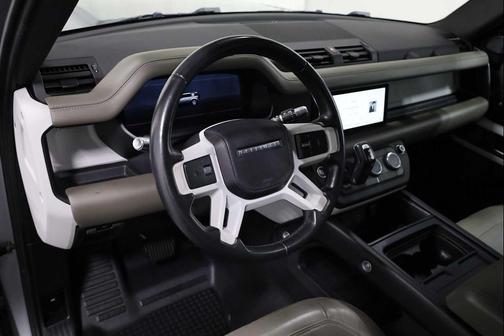 2020 Land Rover Defender 110 SE