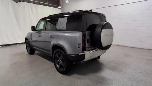 2020 Land Rover Defender 110 SE