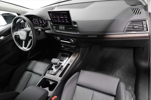 2025 Audi Q5 45 S line Premium Plus