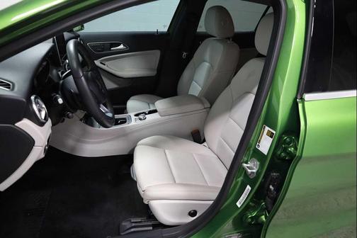 2017 Mercedes-Benz GLA 250 Base