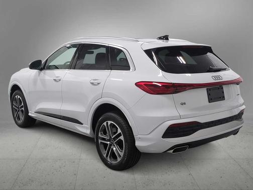 2025 Audi Q5 Premium