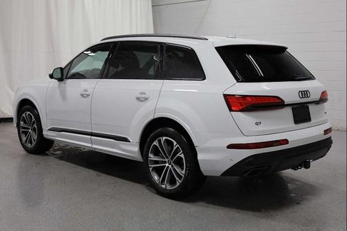 2026 Audi Q7 45 Premium