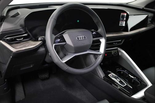 2025 Audi Q5 Premium Plus TFSI quattro S tronic