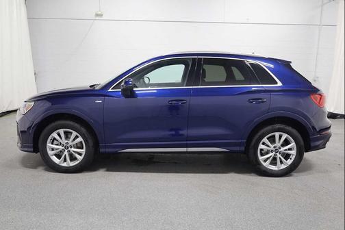 2025 Audi Q3 Premium 45 TFSI S line quattro Tiptronic