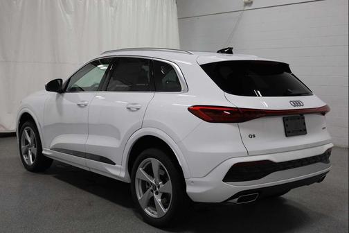 2025 Audi Q5 Premium Plus