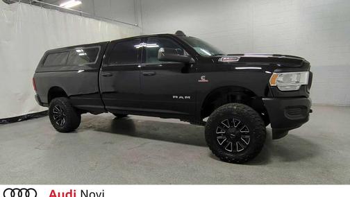 2021 RAM 2500 Tradesman Crew Cab 4x4 8' Box